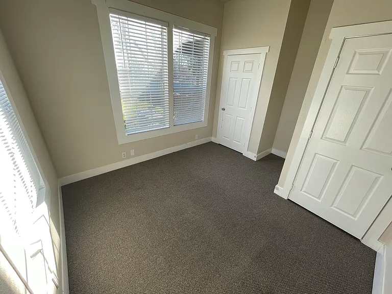 102 Bailey Avenue - 1 — Photo 7