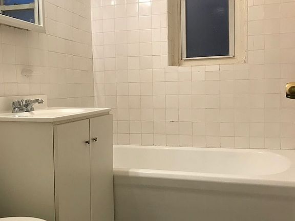 3rd image of 8343 118th St