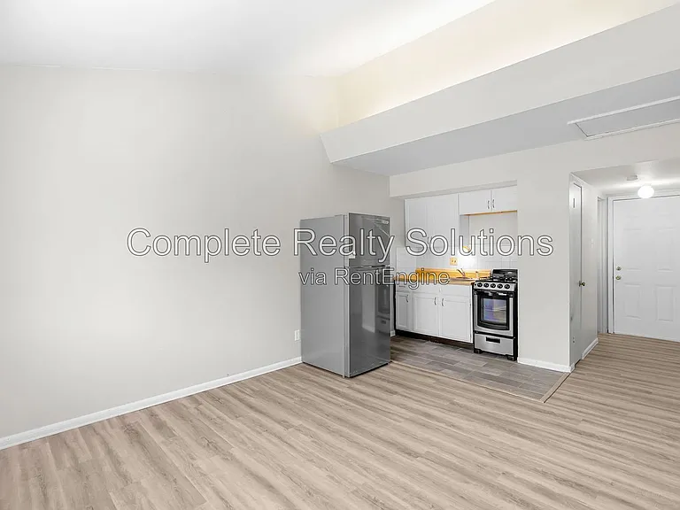 2323 Woodson Rd #L — Photo 3
