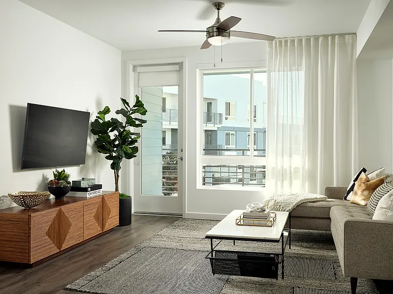 A700: Living room with TV