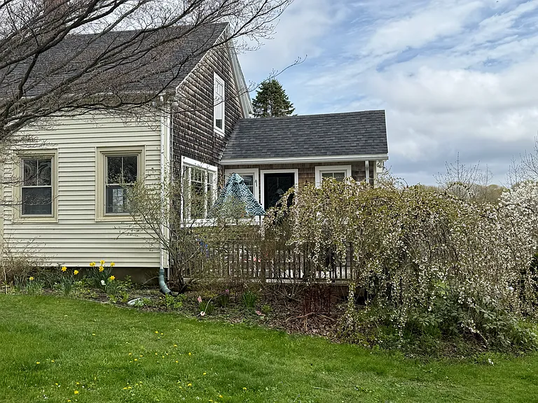 20 Pine St — Photo 4