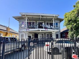 345 W 45th St, Los Angeles, CA