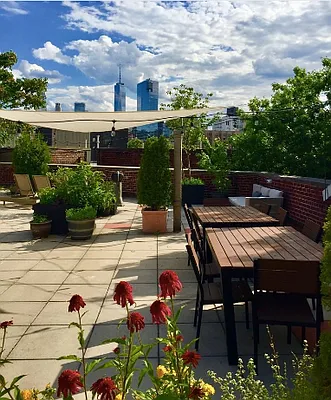 Rented by Compass | media 33