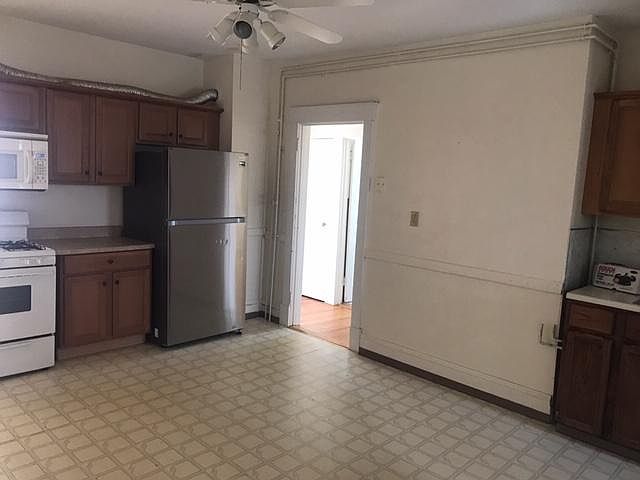 1st image of 286 Burritt St