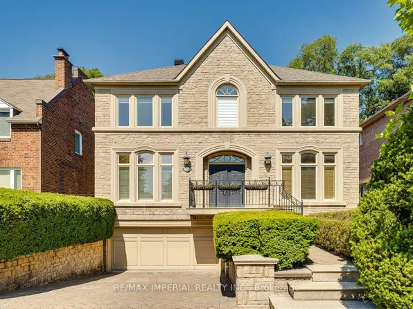 270 Spring Garden Ave, Toronto, ON M2N 3G9