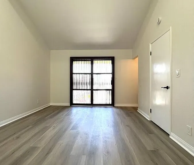 1501 Artesia Blvd #D — Photo 7
