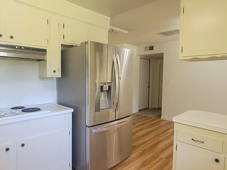 21855 Belmont Dr — Photo 10