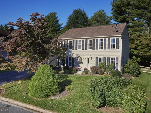 16108 Howard Landing Dr, Gaithersburg, MD 20878