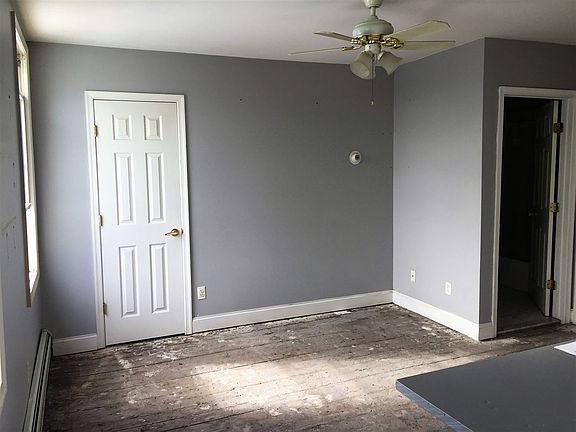 3rd image of 109 Bowers St #3