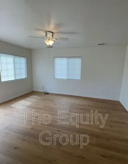 322 S Crespi Ave — Photo 3