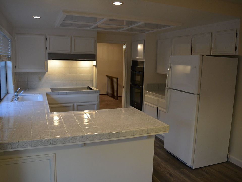 1st image of 21184 Lauretta Dr