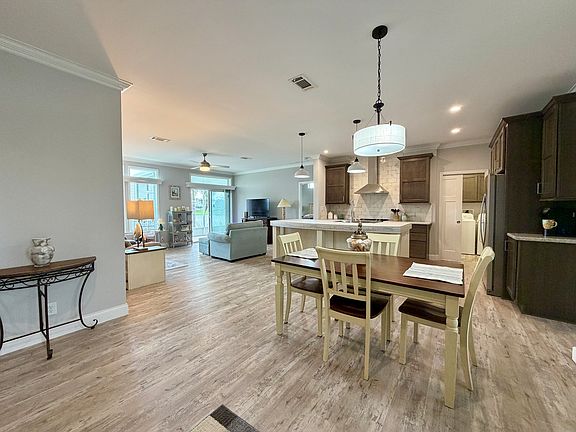 4th image of 2716 Pier Dr #5021