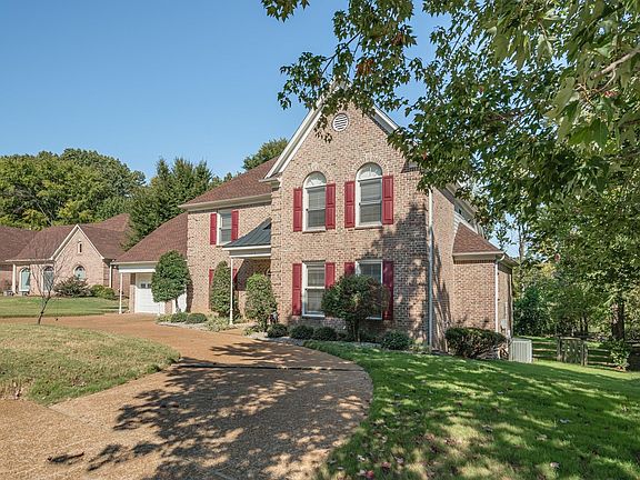 3rd image of 1413 Cedar Run Dr