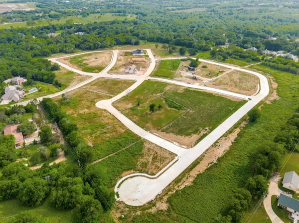 1908 Heritage Knoll Dr, Sherman, TX 75092