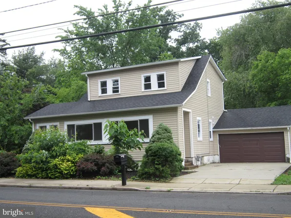 108 S Burnt Mill Rd, Voorhees, NJ 08043