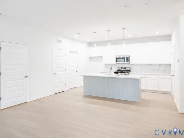 5313 Twisting Vine Ln #104, Glen Allen, VA 23059