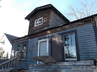 1913 Rhodes St, Madison, IL 62060