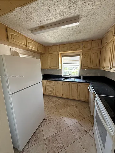 2025 NE 164th St #716 Photo 1
