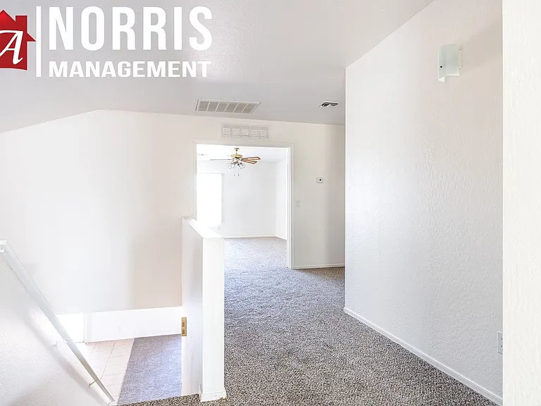 1632 E Cardinal Dr — Photo 20