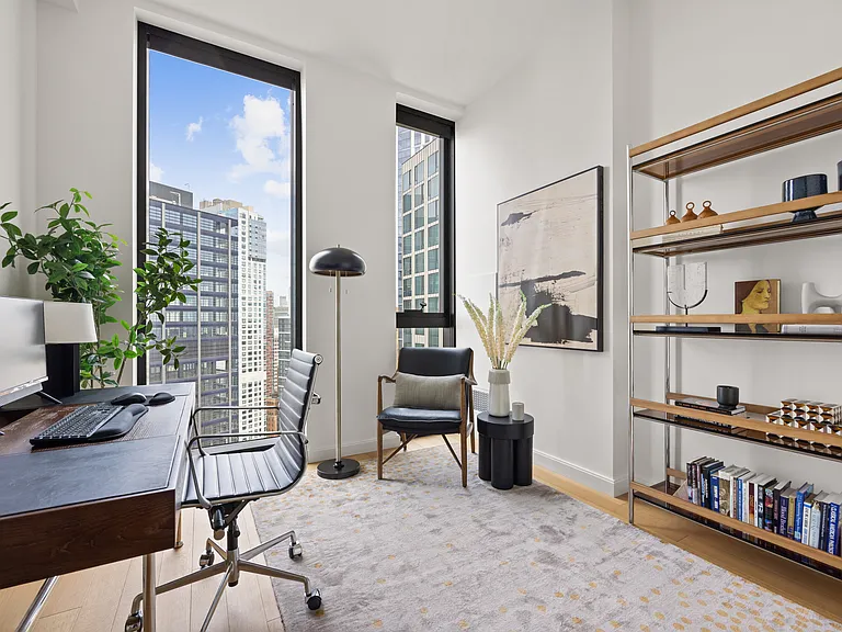55 Fleet St #28G — Photo 8