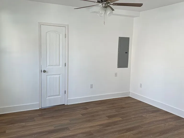 102 Academy St — Photo 11