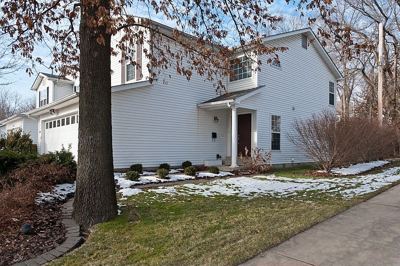 1st image of 7001 McCausland Ct