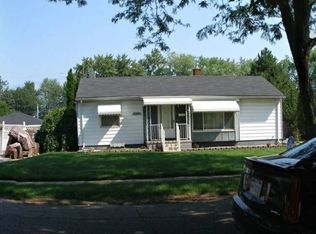 33440 Donnelly St, Garden City, MI 48135