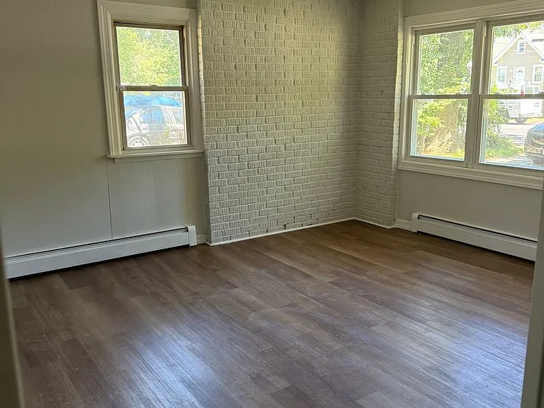 72 Judith Dr — Photo 5