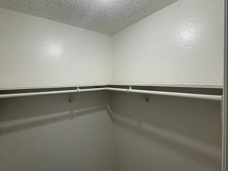 2816 O St #I — Photo 5