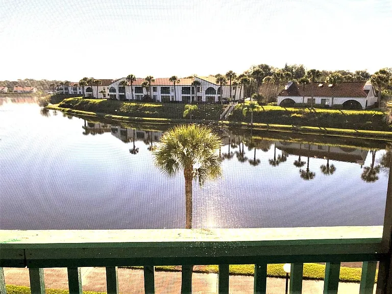 4801 Casablanca Cir — Photo 28