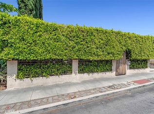 10447 Helendale Ave, Tujunga, CA 91042