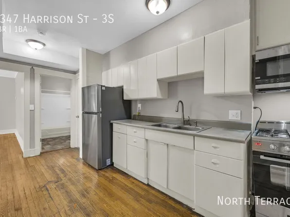 4347 Harrison St #3S, Kansas City, MO 64110