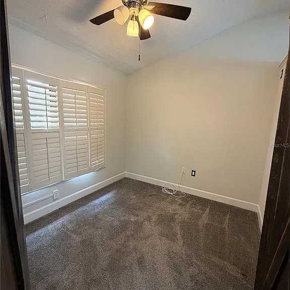 3221 Oakwood Pl — Photo 16