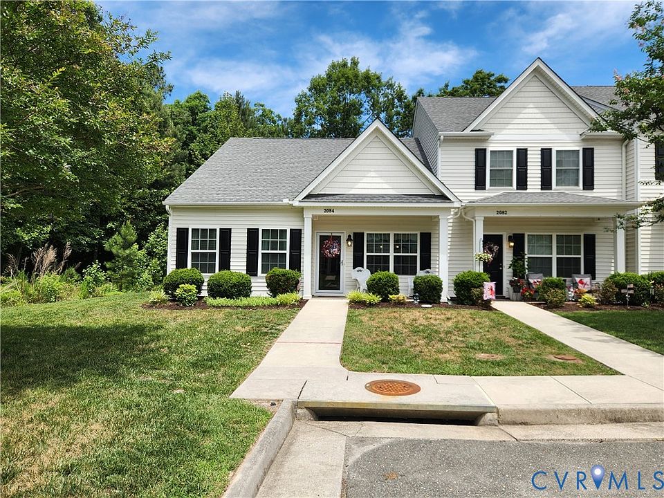 1st image of 2084 Forest Cir