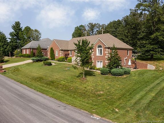 2nd image of 651 Country Club Estates Dr SE