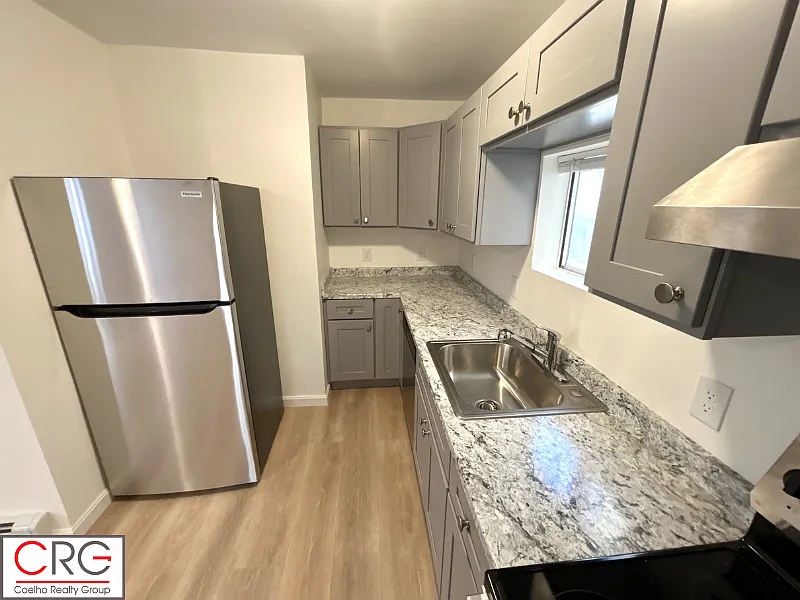 Building Photo - 47 Everett St #1
