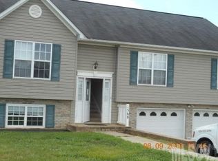 1568 Windy Holly Ln, Newton, NC 28658