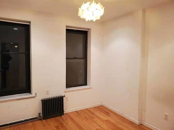 5th image of 34 Orchard St APT 4