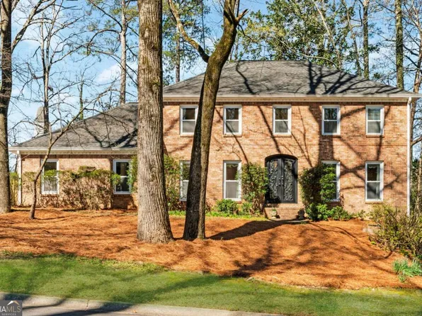 560 Park Ln SE, Marietta, GA 30067