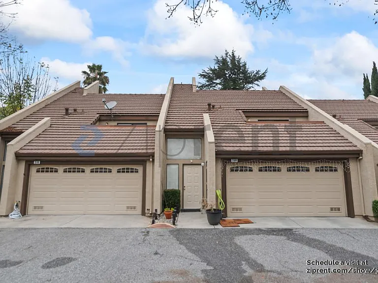 3594 Klaus Dr — Photo 2