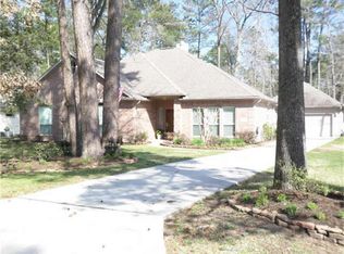 906 Westwood North Dr, Magnolia, TX 77354