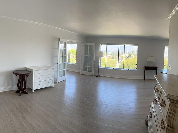 5th image of 434 S Canon Dr APT 503