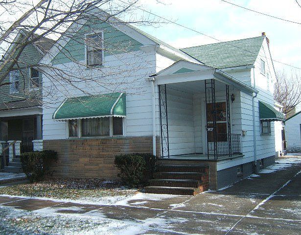 1st image of 3827 E 54th St