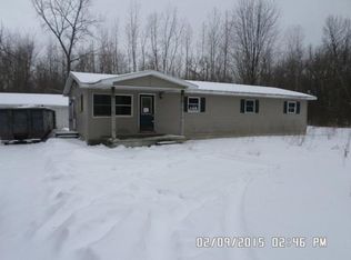 2004 E Bevens Rd, Caro, MI 48723
