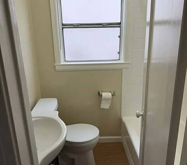 807 W Glenoaks Blvd #801 — Photo 12