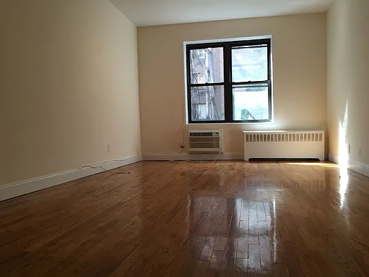 Rented by GPA Realty | media 31