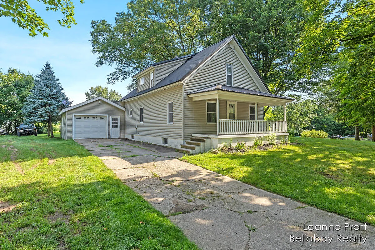 101 W Colfax St photo 1