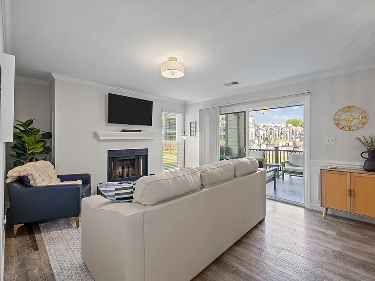 18867 Vineyard Point Ln — Photo 15