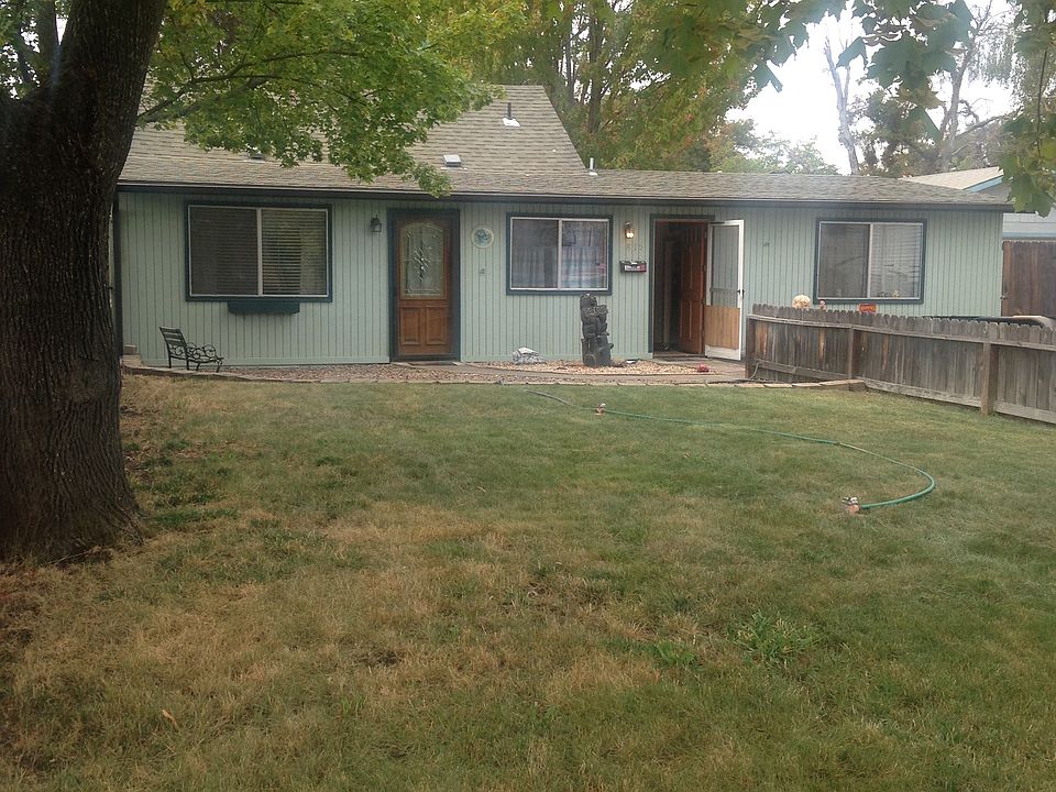 1st image of 815 Narregan St