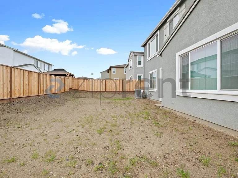 5694 Loray Ln — Photo 33